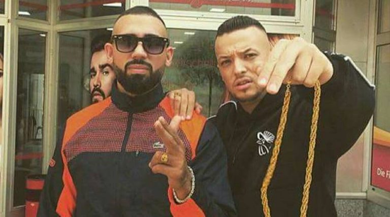 Azet hat sich &quot;Zuna&quot; auf seinen Körper tätowiert! Raptastisch