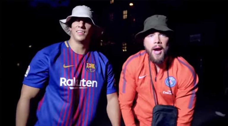 Zieh Den Rucksack Aus Wenn Du Mit Mir Redest Lyrics Wenn "Zieh den Rucksack aus" Gold geht, kommt ein neuer Track in diesem