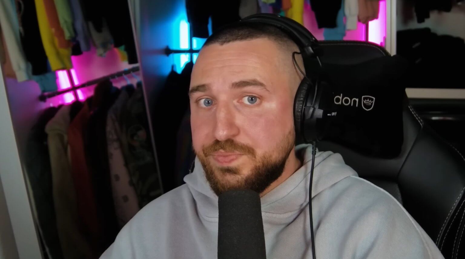 Einbruch im KellerStudio Maestro spricht über die Rolle von SinanG