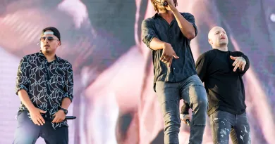 „Frustrierter Rapper“ – Culcha Candela schießt nach Böhmermann-Absage gegen Chefket