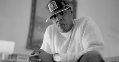 Jay-Z wurde von der NFL eingestellt, um den Act für den Super Bowl zu wählen – und wählt sich selbst