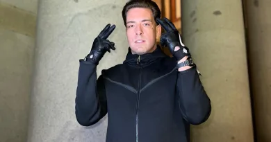 „Sentino ist einer der besten Rapper der Erde – keiner kommt an Sentino ran“ „Sentino ist einer der besten Rapper der Erde – keiner kommt an Sentino ran“