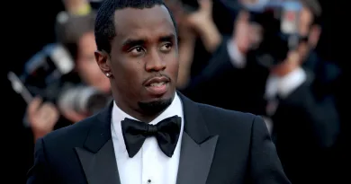 Im Knast – P. Diddy beim Trinken von Alkohol erwischt Im Knast – P. Diddy beim Trinken von Alkohol erwischt