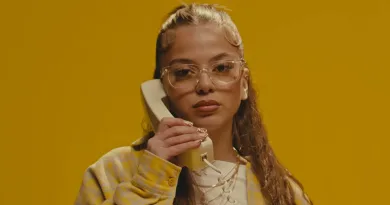 Zahide erklärt, je schlechter man rappt, desto bekannter wird man auf Tiktok