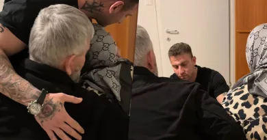 „Bitte verzeiht mir“ – Mois hat seine Eltern wiedergesehen und Frieden geschlossen „Bitte verzeiht mir“ – Mois hat seine Eltern wiedergesehen und Frieden geschlossen