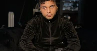 Hotelbeteiligungen – Schubi AKpella (23) ist insgeheim einer reichsten Rapper Hotelbeteiligungen – Schubi AKpella (23) ist insgeheim einer reichsten Rapper