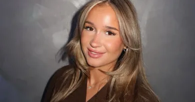 RLR-Star Rina (25) hat ihre Haare vollständig abrasiert
