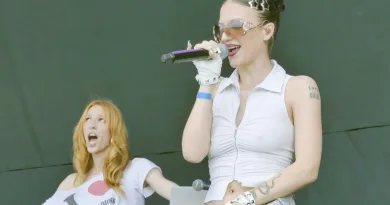 Wegen feministischer Texte – „SXTN-Nachfolgern“ Mariybu bei Konzert zusammengeschlagen